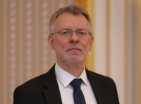 Prodziekan dr. studenckich Wydziału Filozofii UW prof. Bogdan Dziobkowski